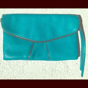 Ip blue clutch